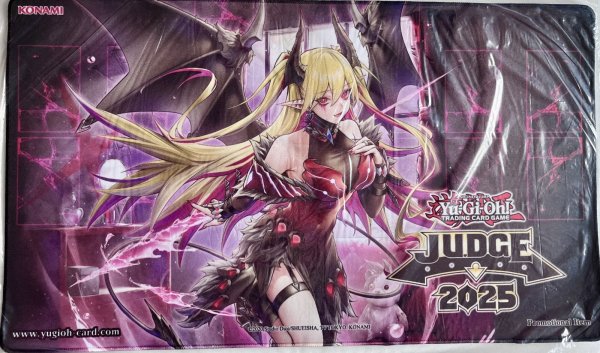 画像1: 【未開封品】JUDGE2025 紅涙の魔ラクリモーサ/プレイマット (1)