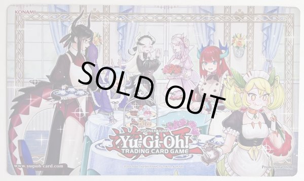 画像1: ドラゴンメイドのお心づくし/プレイマット (1)