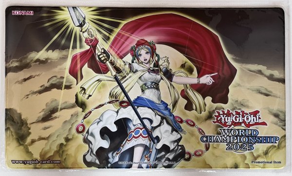 画像1: 【未開封品】WCS2025 Light Leading the Valiant/プレイマット (1)