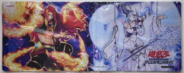 画像1: 【未開封品】絶火の大賢者ゾロア&結晶の大賢者サンドリヨン/ハーフプレイマット (1)